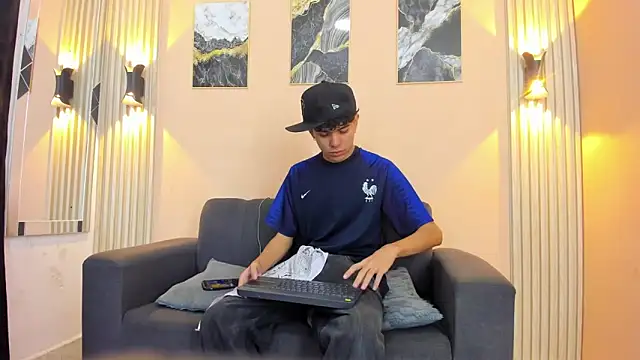 DesiresOfOlympus  online show from 05/02/26, 08:14