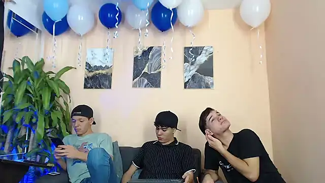 DesiresOfOlympus  online show from 03/18/26, 08:21