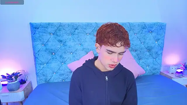 Snapshot of ryan_onFire chatting on 02/25/26, 11:32 ryan onFire online show from 02/25/26, 11:32