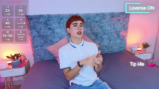 Snapshot of ryan_onFire chatting on 02/28/26, 01:11 ryan onFire online show from 02/28/26, 01:11