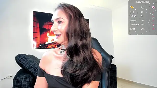Snapshot of Emma_Mendozaa chatting on 07/17/26, 11:29 Emma Mendozaa online show from 07/17/26, 11:29
