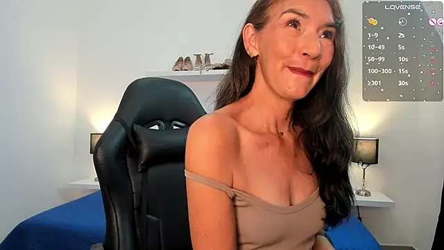 Emma Mendozaa online show from 02/09/26, 12:03