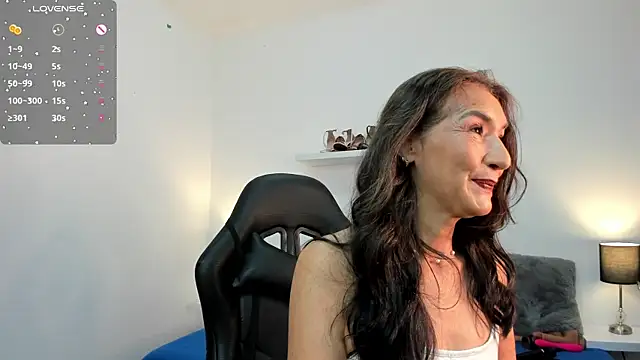 Snapshot of Emma_Mendozaa chatting on 05/19/26, 11:39 Emma Mendozaa online show from 05/19/26, 11:39