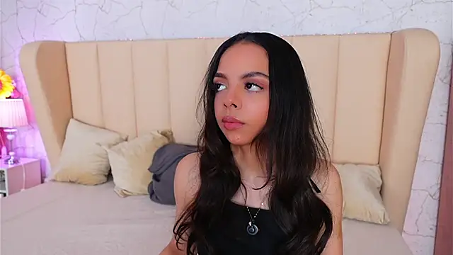 BambiRoses online show from 04/07/26, 07:10