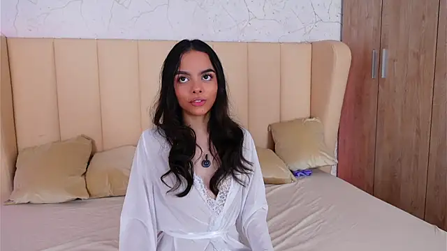 BambiRoses online show from 03/29/26, 05:42