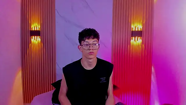 Snapshot of Christopher_Hunter chatting on 02/25/26, 07:47 Christopher Hunter online show from 02/25/26, 07:47