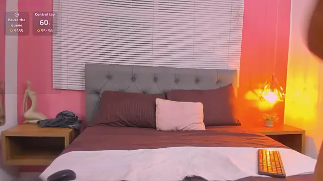 drako18  online show from 03/23/26, 03:06