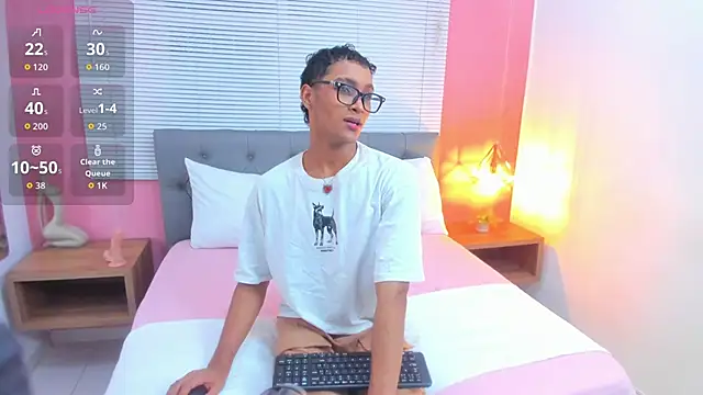 drako18  online show from 04/15/26, 03:34