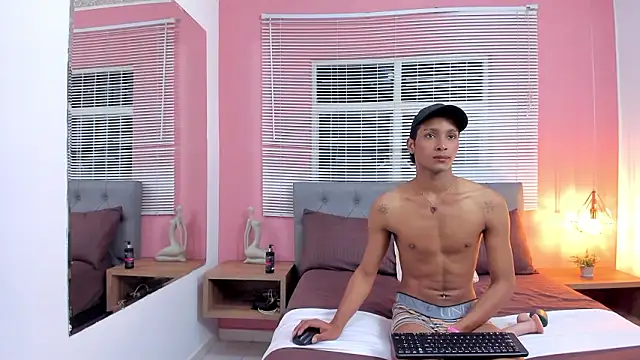 Snapshot of drako18_ chatting on 02/07/26, 02:30 drako18 online show from 02/07/26, 02:30