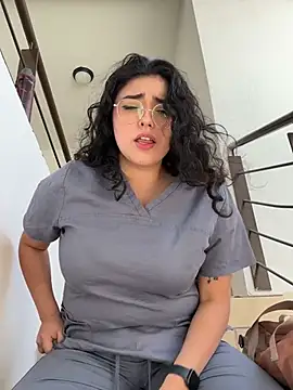 Ales Kitten Live online show from 04/02/26, 07:31