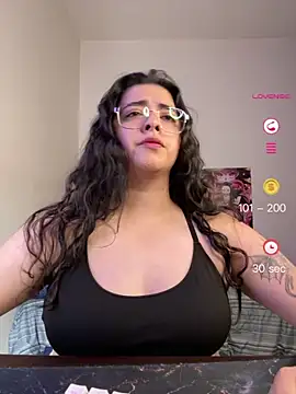 Snapshot of Ales_Kitten_Live chatting on 05/20/26, 09:45 Ales Kitten Live online show from 05/20/26, 09:45