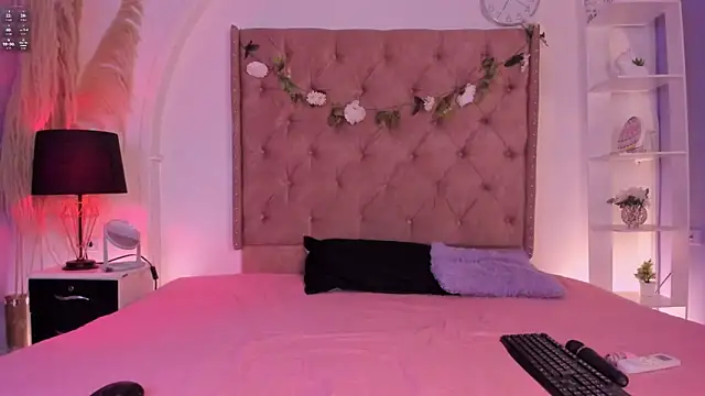 Lia Passion online show from 04/11/26, 08:34