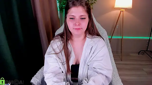 Snapshot of Lumi_Ra chatting on 03/02/26, 07:15 Lumi Ra online show from 03/02/26, 07:15