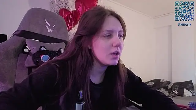 Snapshot of Holy_Kveta chatting on 02/25/26, 03:29 Holy Kveta online show from 02/25/26, 03:29