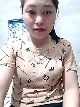 Snapshot of maimai1100 chatting on 02/24/26, 03:51 maimai1100 online show from 02/24/26, 03:51