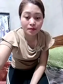 Snapshot of maimai1100 chatting on 02/22/26, 01:24 maimai1100 online show from 02/22/26, 01:24