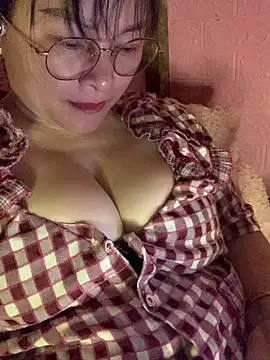 Snapshot of Star-sweet01 chatting on 03/01/26, 02:06 Star-sweet01 online show from 03/01/26, 02:06