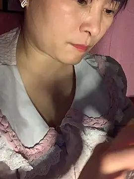 Snapshot of Star-sweet01 chatting on 02/24/26, 12:50 Star-sweet01 online show from 02/24/26, 12:50