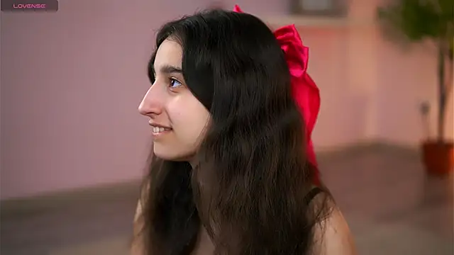 JullyFox online show from 05/17/26, 11:21