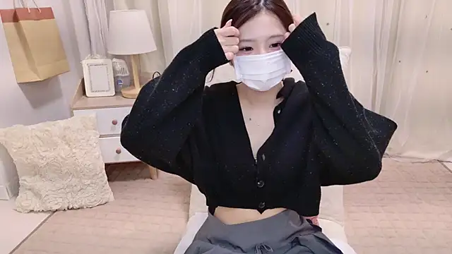  MIYUnya online show from 03/04/26, 10:01
