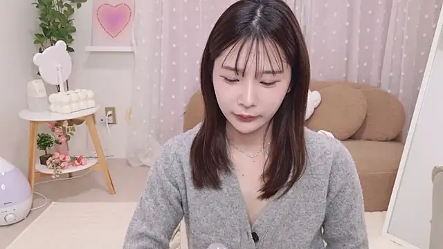 MIYUnya online show from 03/17/26, 10:07