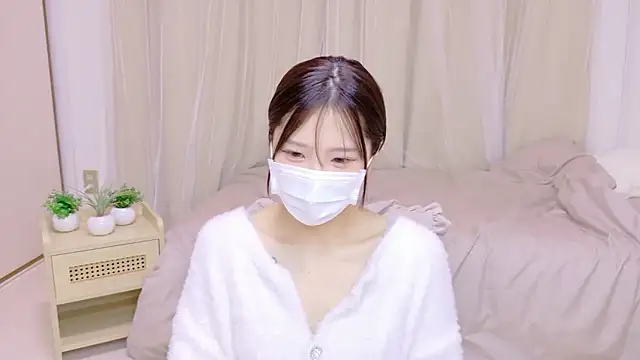 Snapshot of _MIYUnya chatting on 02/08/26, 12:58 MIYUnya online show from 02/08/26, 12:58