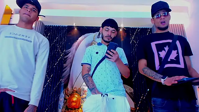 Snapshot of the_knights_of_the_night chatting on 02/03/26, 04:32 the knights of the night online show from 02/03/26, 04:32