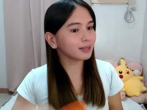 Snapshot of lovely_Janeee chatting on 05/17/26, 11:05 lovely Janeee online show from 05/17/26, 11:05
