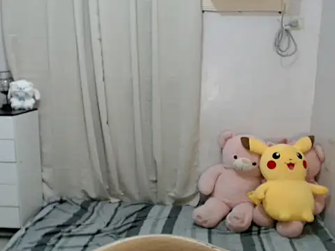 Snapshot of lovely_Janeee chatting on 06/20/26, 02:16 lovely Janeee online show from 06/20/26, 02:16