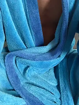 Snapshot of Netflixundcock chatting on 02/17/26, 09:39 Netflixundcock online show from 02/17/26, 09:39