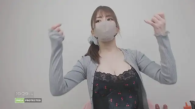 Piko crystal online show from 03/12/26, 10:30