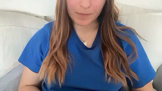 Lucyschickt online show from 03/24/26, 10:59