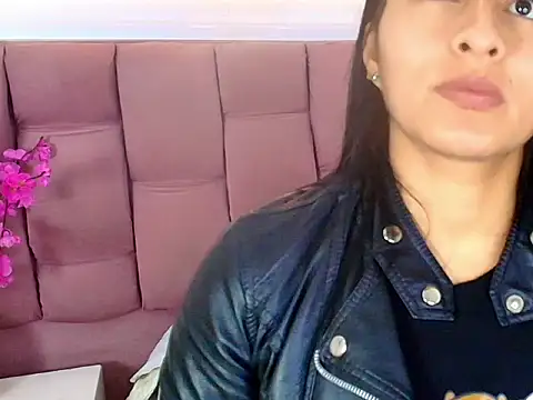 Melannyy   online show from 04/19/26, 04:02