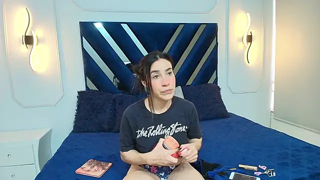 Lia Nova online show from 02/20/26, 01:13