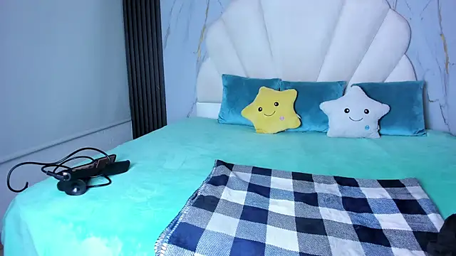 Lia Nova online show from 03/28/26, 08:32