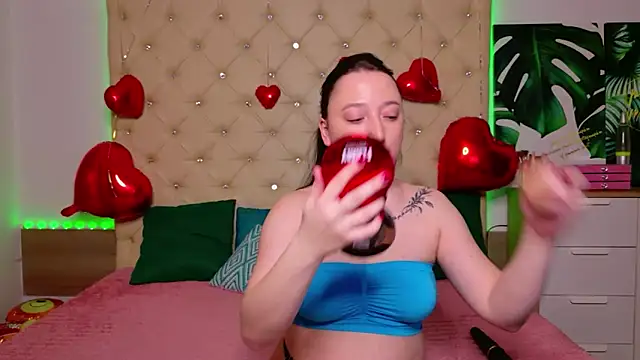 AwaMax online show from 02/17/26, 06:00