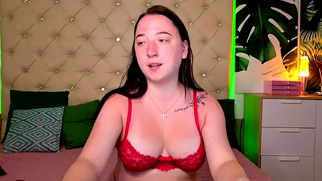AwaMax online show from 05/25/26, 04:56