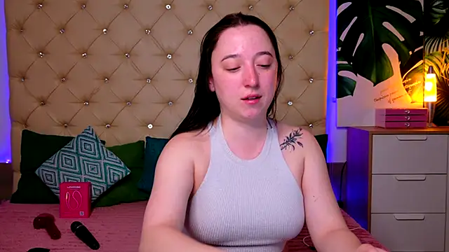AwaMax online show from 05/07/26, 05:11
