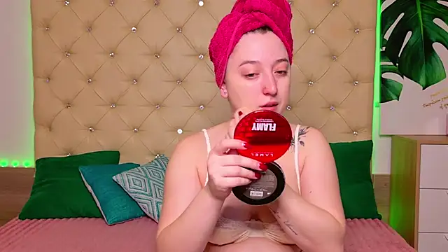 AwaMax online show from 02/25/26, 06:13