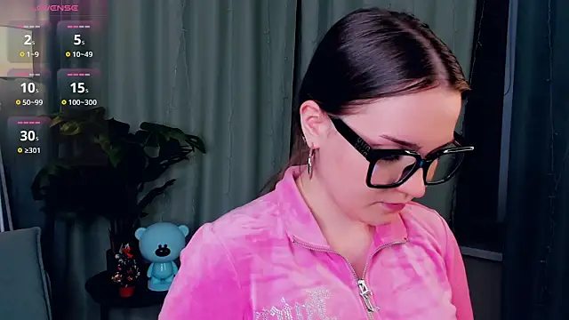 CrissyKales online show from 04/16/26, 06:30