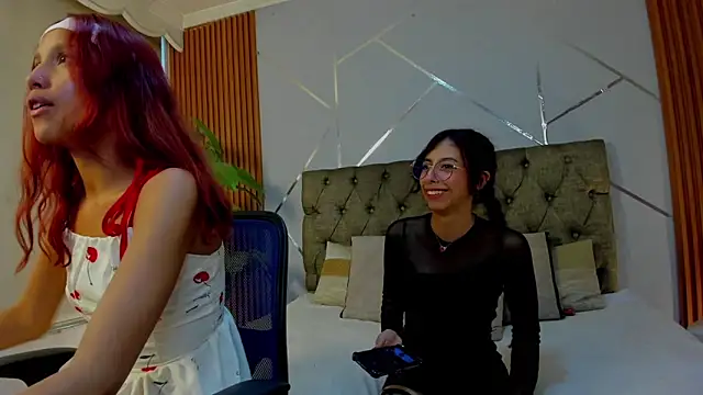 Snapshot of suggar_angel chatting on 02/06/26, 05:20 suggar angel online show from 02/06/26, 05:20