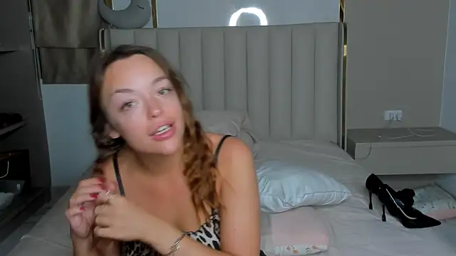 stellaa quenn online show from 04/16/26, 01:12