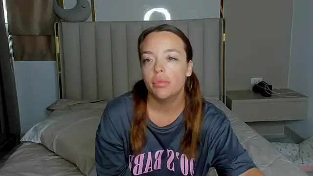 stellaa quenn online show from 04/10/26, 12:06