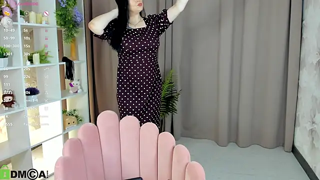 Monika Martinezz online show from 03/05/26, 04:09