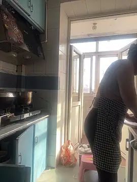 Youyou 12 online show from 03/19/26, 01:49