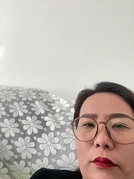 Youyou 12 online show from 02/07/26, 03:03