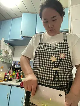 Youyou 12 online show from 04/19/26, 11:00