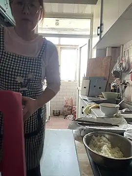 Youyou 12 online show from 03/10/26, 05:44