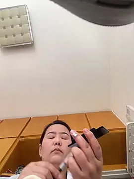 Youyou 12 online show from 04/01/26, 12:24