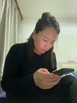 Youyou 12 online show from 03/09/26, 12:41